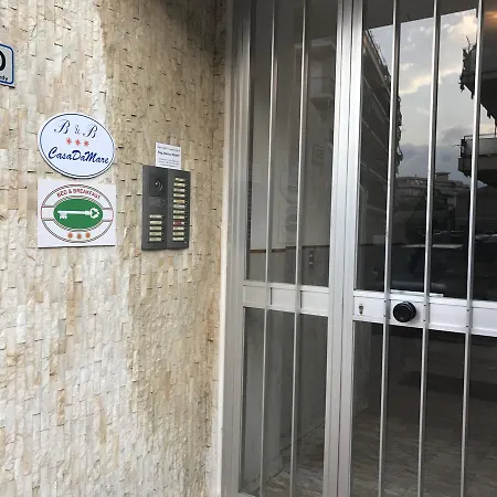 Casadamare Bed and Breakfast *